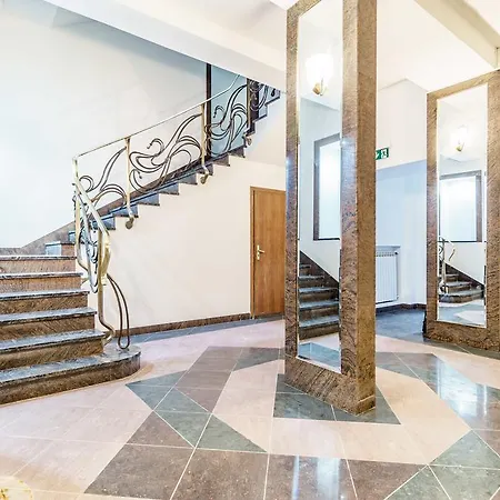 Z Tarasami Centrum - Maximal Gdynia